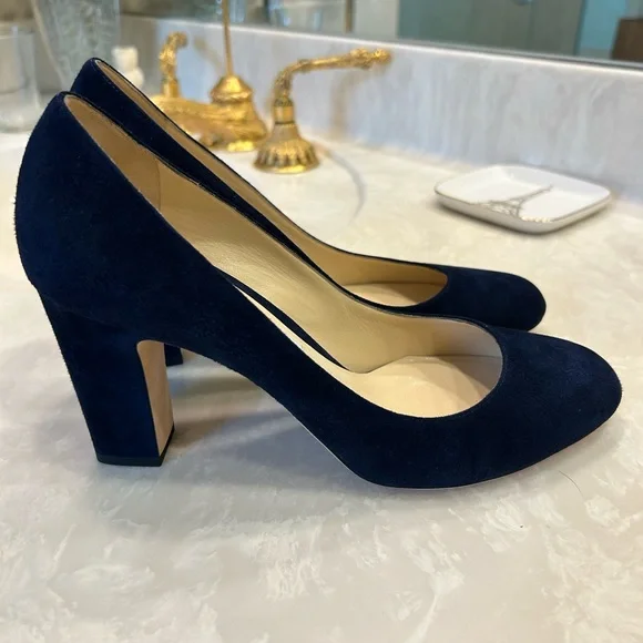 Jimmy Choo Navy Suede Chunky Heel Pumps, Like New, Sz 39 1/2 - Picture 5 of 13